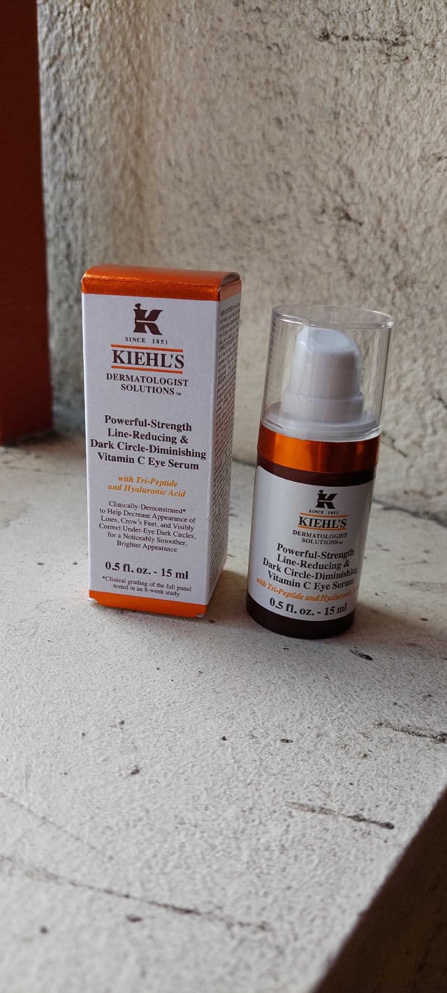 Kiehl's Powerful-Strength Dark Circle Reducing Vitamin C Eye Serum review photo by Ikkikorea
