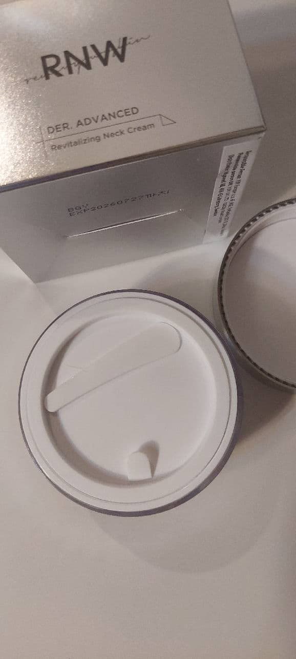 RNW DER. Advanced Revitalizing Neck Cream review photo by Ikkikorea