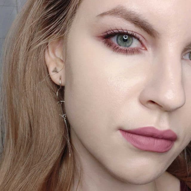 HOLIKA HOLIKA 01 Daizy review photo by TanyaKbeauty