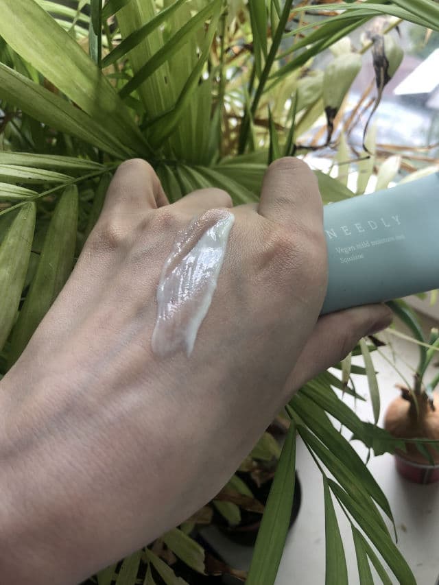 Needly Vegan Mild Moisture Sun SPF 50+ PA++++ review photo by sernada