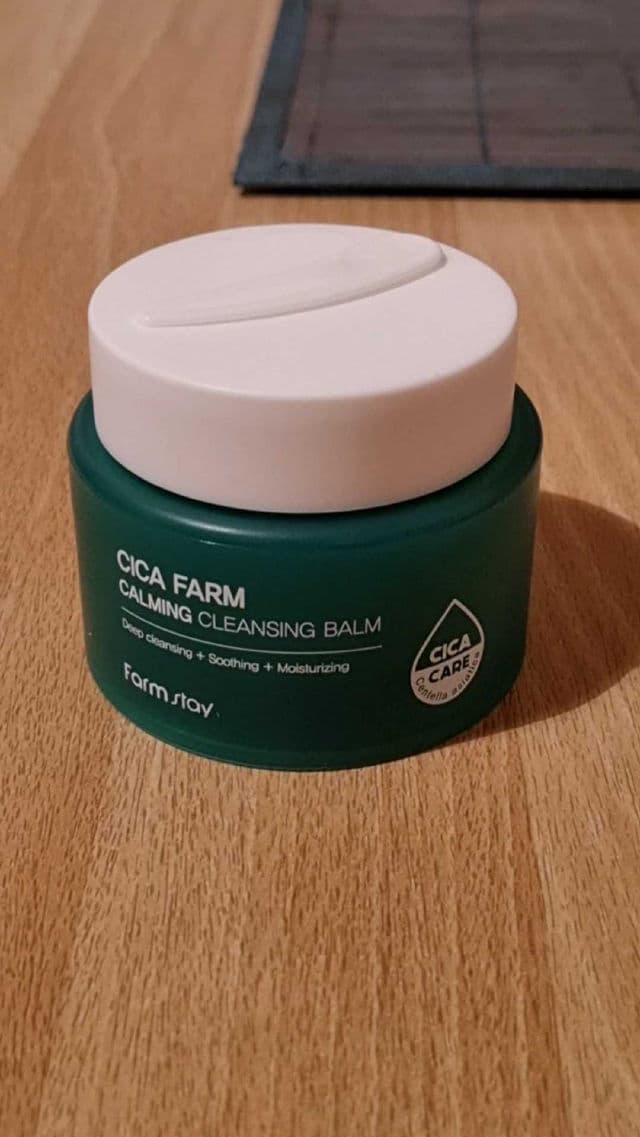 Farmstay Cica Farm Calming Cleansing Balm review photo by glowandsunshine