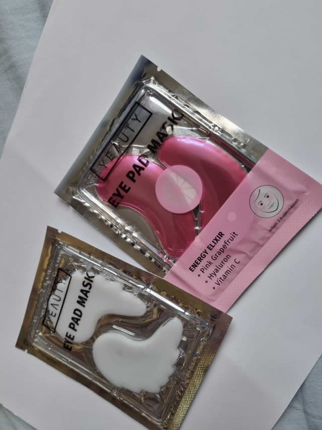 Yeauty Eye Pad Mask Energy Elixir review photo by glowandsunshine