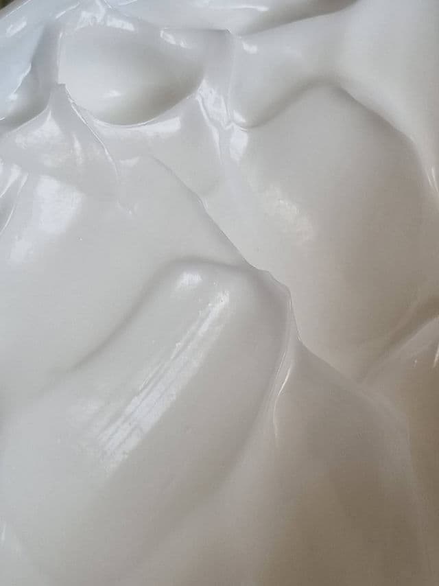 Mixa Ceramide Deep Moisture Creme review photo by glowandsunshine