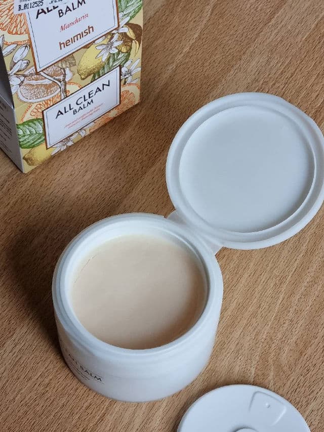 Heimish All Clean Balm Mandarin review photo by glowandsunshine