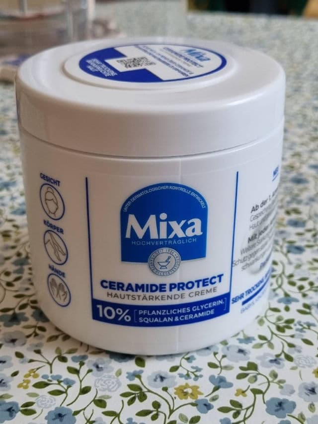 Mixa Ceramide Deep Moisture Creme review photo by glowandsunshine