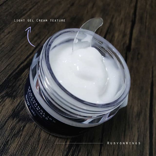 SNP Panthenol 10 Moisturizer review photo by RubyonWings