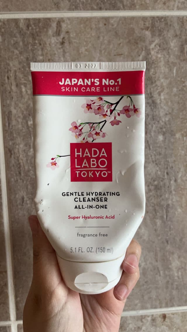 Hada Labo Gentle Hydrating Cleanser review photo by Hijabi