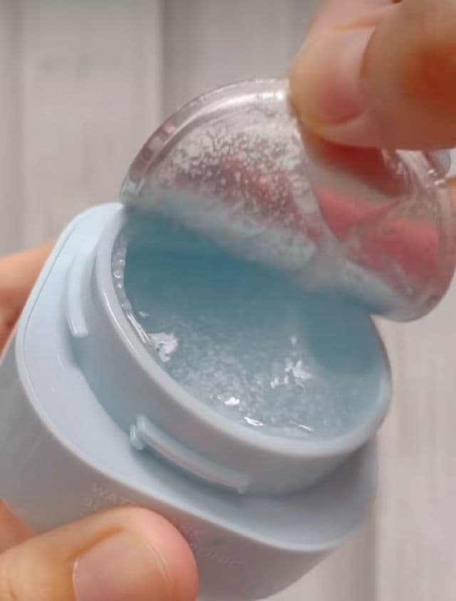 Laneige Water Bank Blue Hyaluronic Gel Moisturizer review photo by Irenaerin