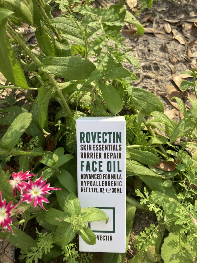 Rovectin Skin Essentials Barrier Repair Face Oil review photo by jaxgma2020
