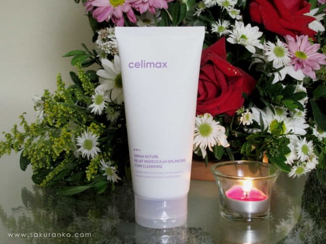 CELIMAX Derma Nature Relief Madecica PH Balancing Foam Cleansing review photo by Sakuranko
