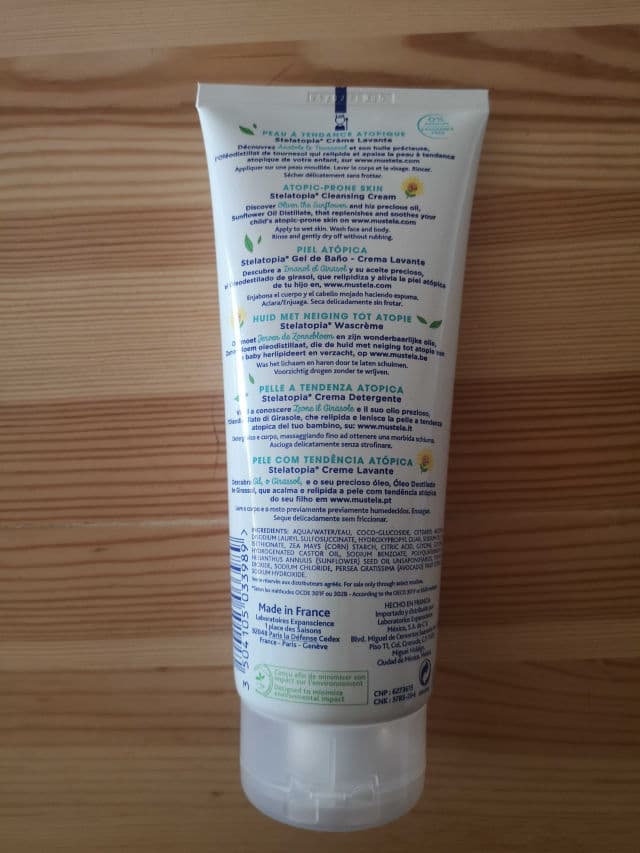 Mustela Stelatopia Cleansing Gel review photo by Beats