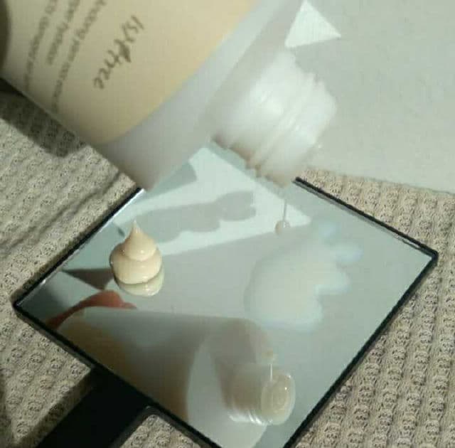 ISNTREE Yam Root Vegan Milk Toner review photo by Annafe600