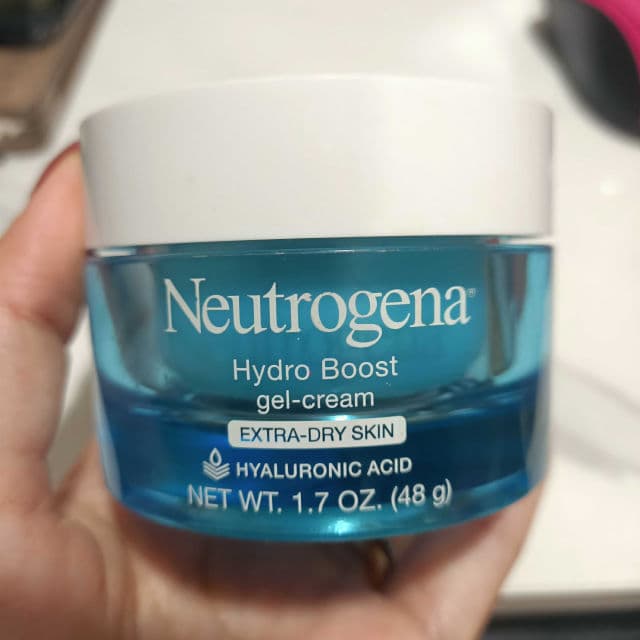 Neutrogena Hydro Boost Hyaluronic Acid Gel Face Cream review photo by samanwong