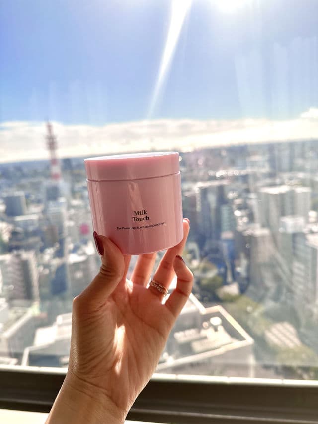 Milk Touch Five Flower Dark Spot Clearing Jumbo Pad review photo by samanwong