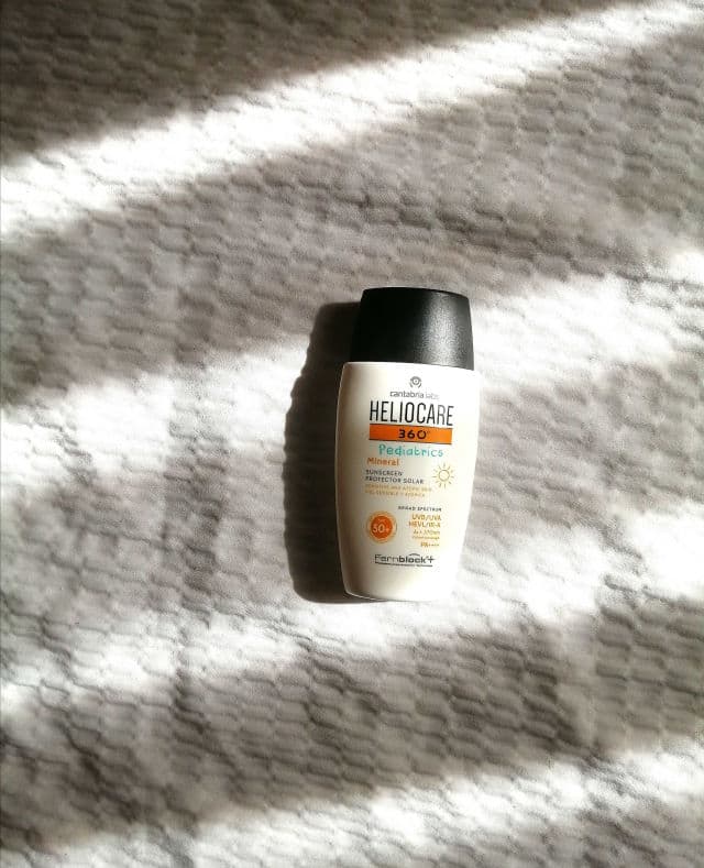 Heliocare 360 Pediatrics Mineral SPF 50+ review photo by Ivyloveskincarestuff