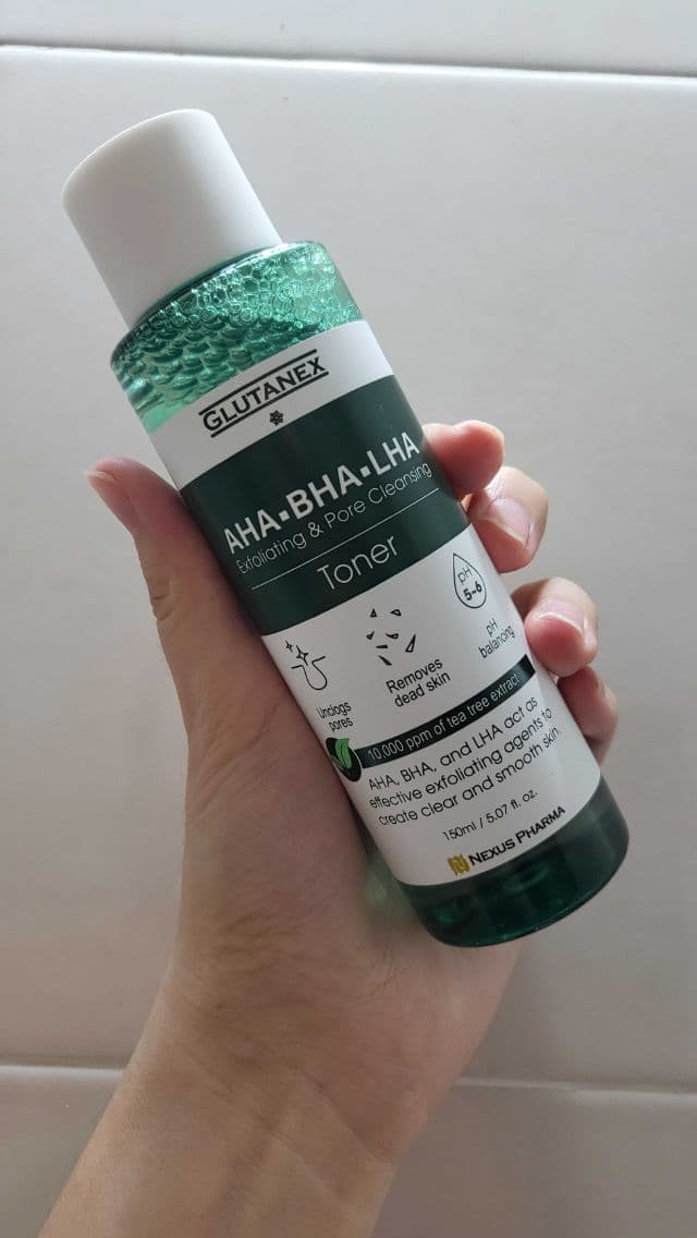Glutanex AHA BHA LHA Toner review photo by serene1126