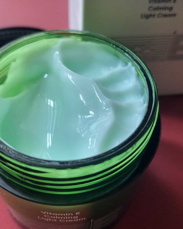 COMMONLABS Vitamin E Calming Light Cream review photo by serene1126