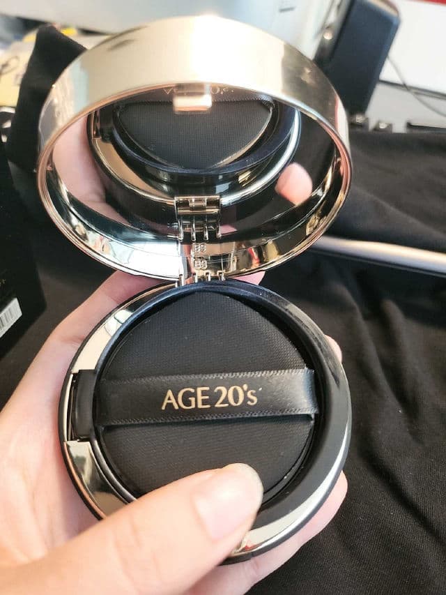 AGE 20’s Signature Essence Cover Pact SPF50+ PA++++ review photo by serene1126
