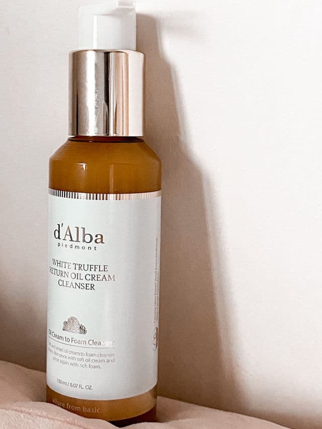 D' Alba Piedmont White Truffle Return Oil Cream Cleanser review photo by geezitsshirley