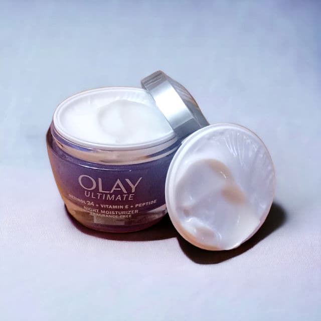 Olay Regenerist Retinol24 + Peptide Night Face Moisturizer review photo by Hollys142