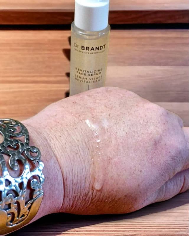 Dr. Brandt Dare to Age Revitalizing Face Serum review photo by Hollys142