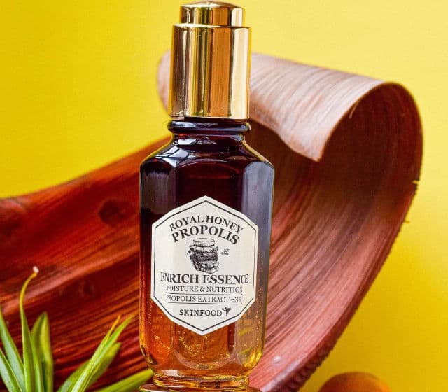 SKINFOOD Royal Honey Propolis Enrich Essence review photo by TDK