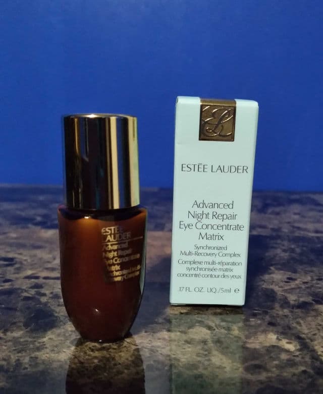 Estee Lauder Advanced Night Repair Eye Concentrate Matrix Synchronized Recovery review photo by Tinay091017