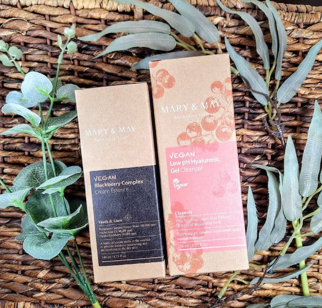 Mary&May Vegan Low pH Hyaluronic Gel Cleanser review photo by Producttester