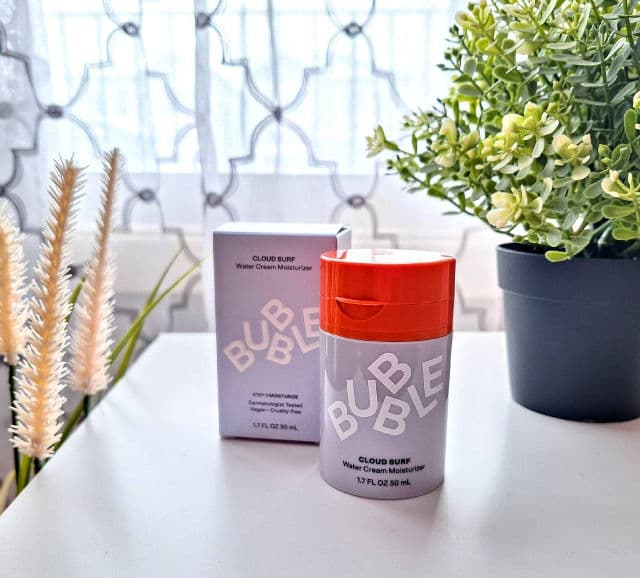 Bubble Cloud Surf Water Cream Moisturizer review photo by Producttester