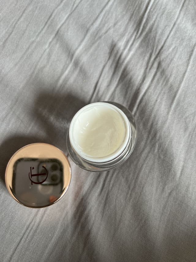 Charlotte Tilbury Charlotte's Magic Cream review photo by smoocheslips