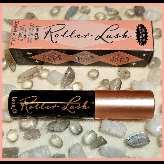 Benefit Cosmetics Roller Lash Curling Mascara Super-curling & Lifting Mascara review photo by staceymeows
