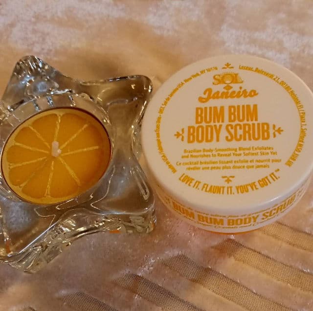Sol de Janeiro Bum Bum Body Scrub review photo by staceymeows