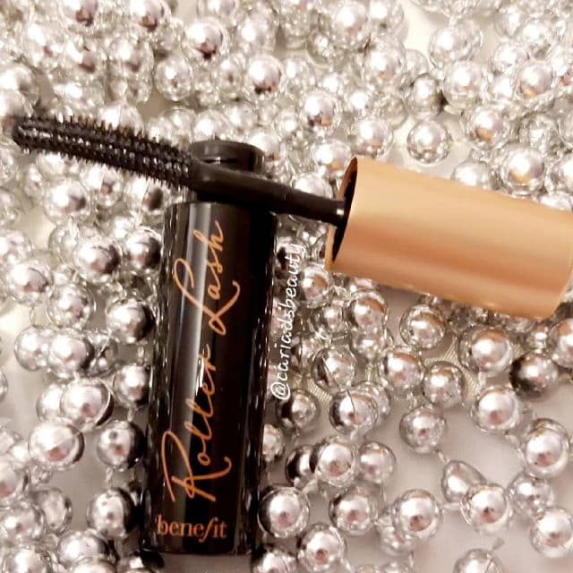Benefit Cosmetics Roller Lash Curling Mascara Super-curling & Lifting Mascara review photo by cariadsbeauty