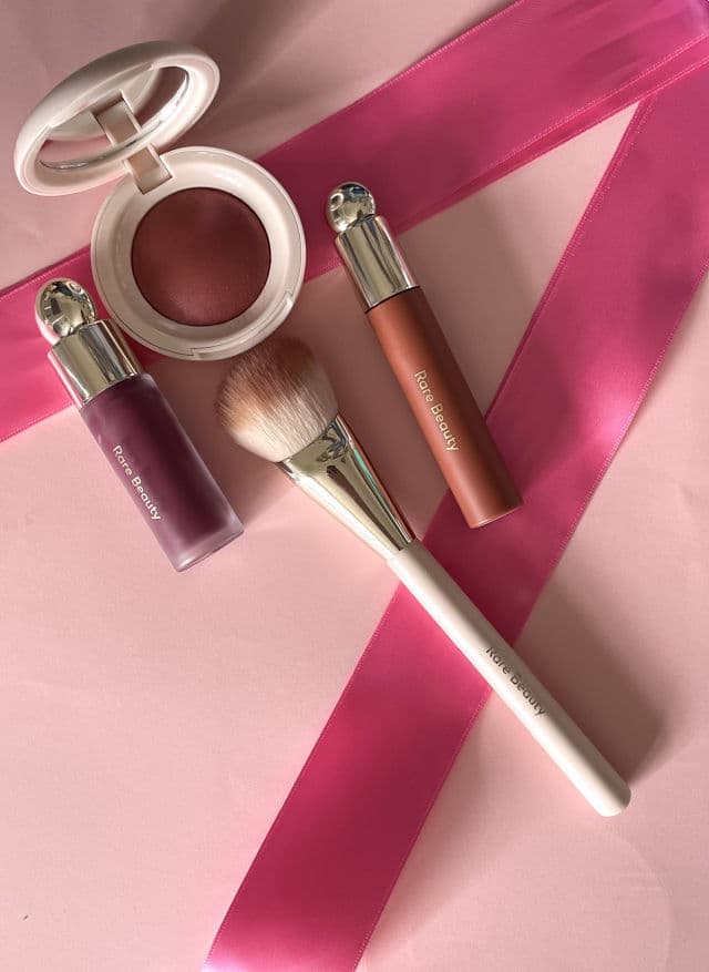 Rare Beauty Soft Pinch Tinted Lip Oil - Honesty review photo by sugarvogue