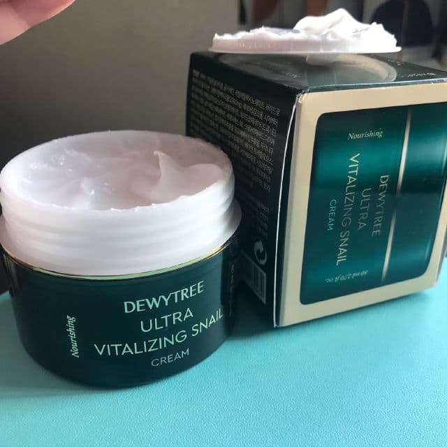 DEWYTREE Ultra Vitalizing Snail Cream review photo by sugarvogue