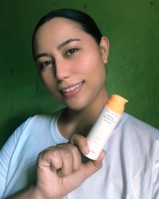 GOODAL Green Tangerine Vita C Dark Spot Care Sun Serum SPF 50+ PA++++  review photo by Yssaaa