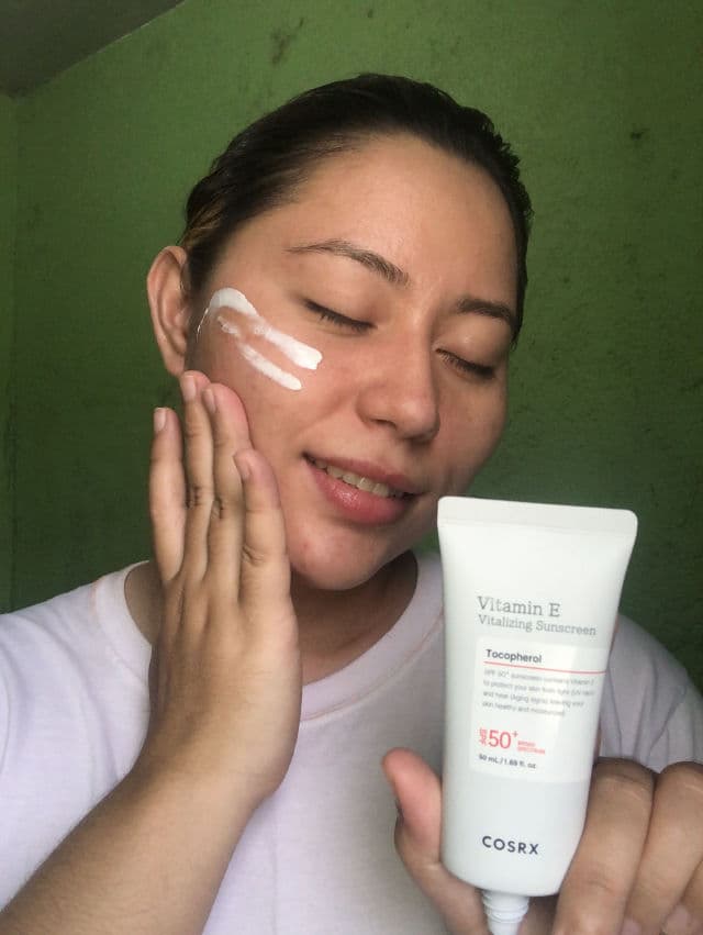 Vitamin E Vitalizing Sunscreen SPF50+ product review