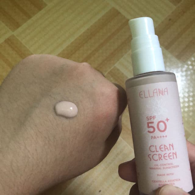 Ellana Cosmetics Clean Screen SPF 50+ PA++++ Oil Control Mineral Sunscreen review photo by Yssaaa