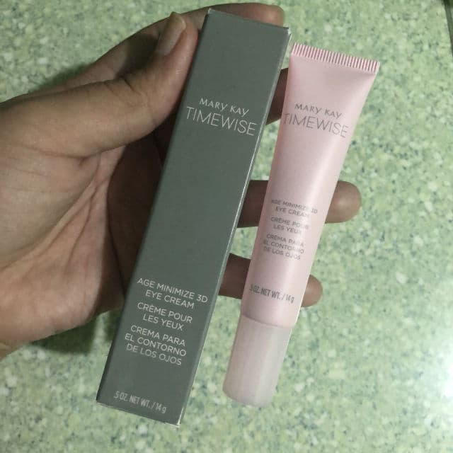 TimeWise® Age Minimize 3D® Eye Cream product review