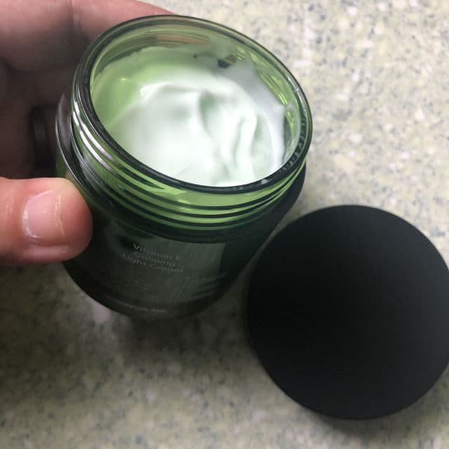 COMMONLABS Vitamin E Calming Light Cream review photo by Yssaaa