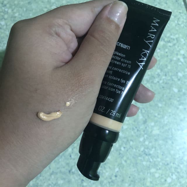CC Cream Complexion Corrector SPF15 product review