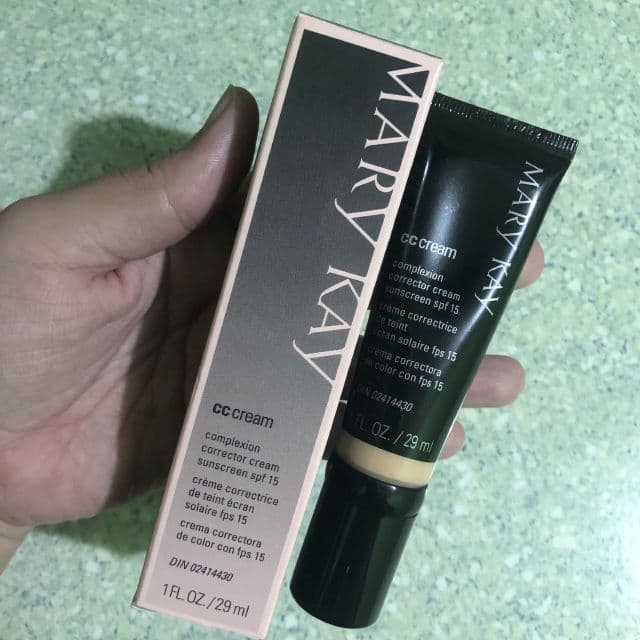 CC Cream Complexion Corrector SPF15 product review