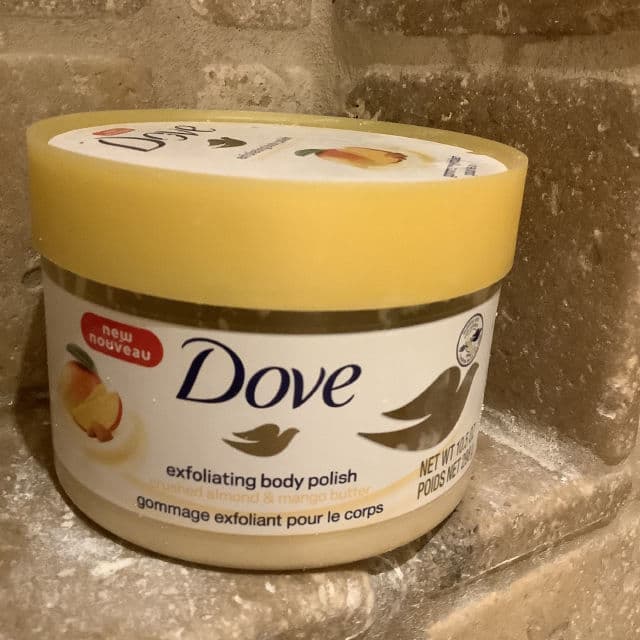 Dove Exfoliating Body Polish Crushed Almond & Mango Butter review photo by thePineapplePrincess