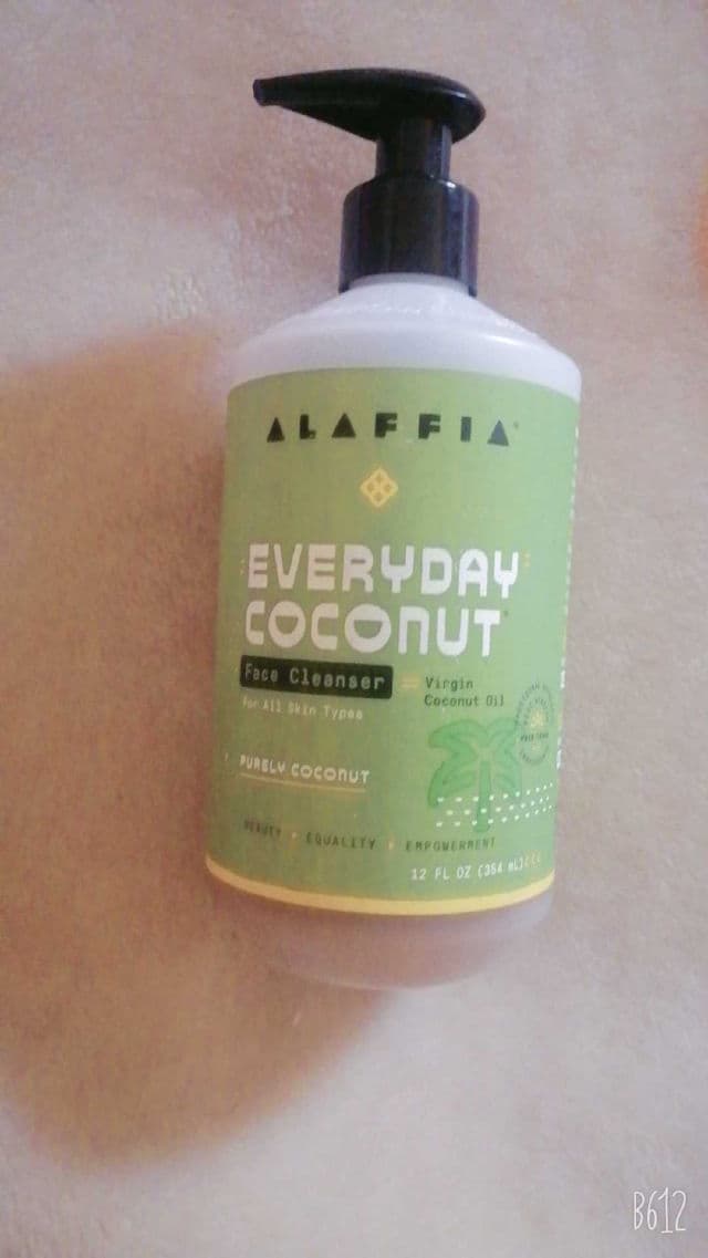 Alaffia Coconut Face Cleanser review photo by medghali