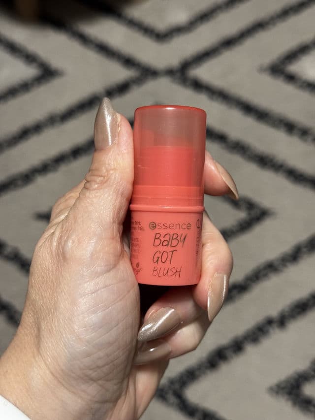 Essence Tickle Me Pink review photo by luv2much