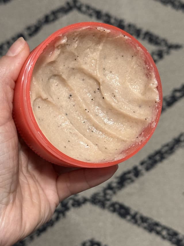 Sol de Janeiro Bom Dia Body Scrub review photo by luv2much