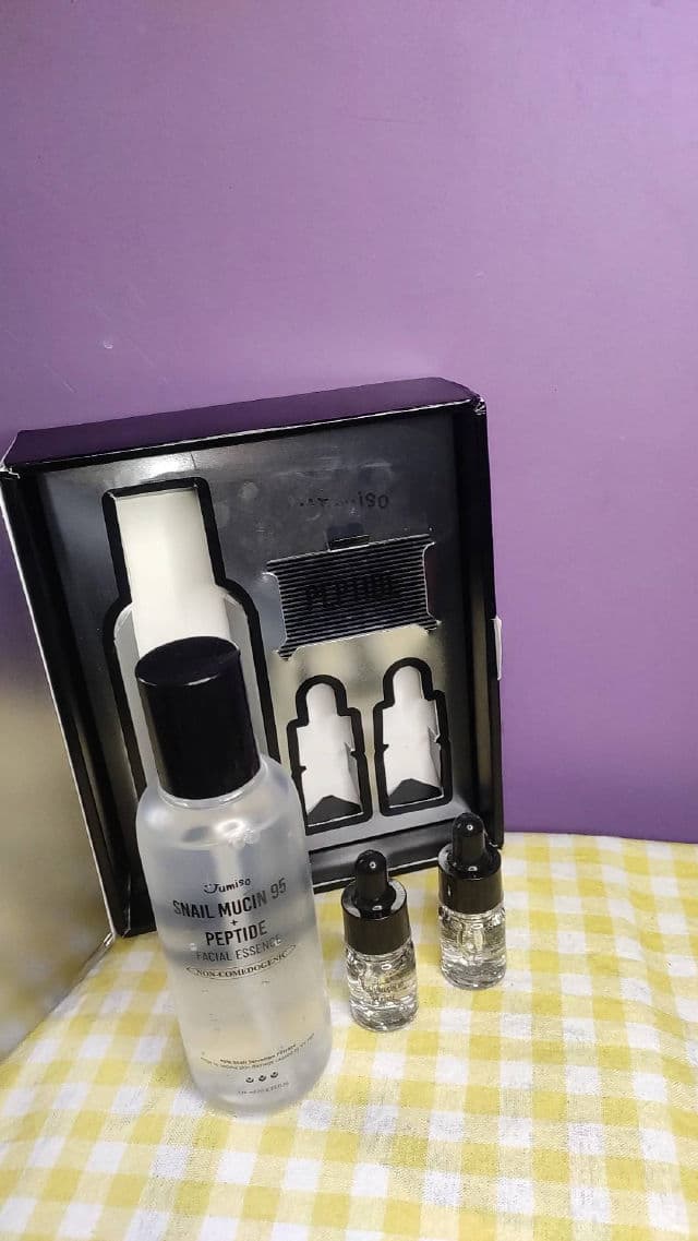 Snail Mucin 95 + Peptide Essence product review