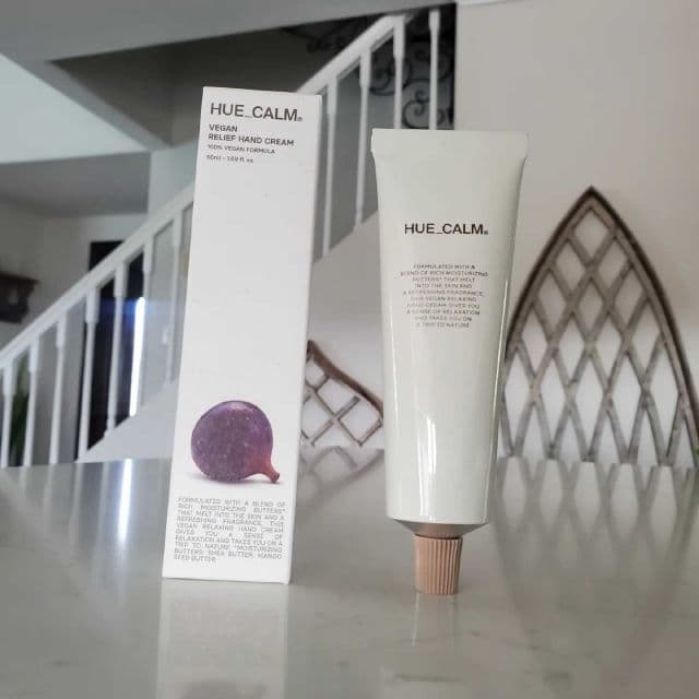 Hue Calm Vegan Relief Hand Cream review photo by Armandokurumilla 