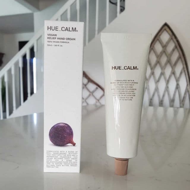 Hue Calm Vegan Relief Hand Cream review photo by Armandokurumilla 