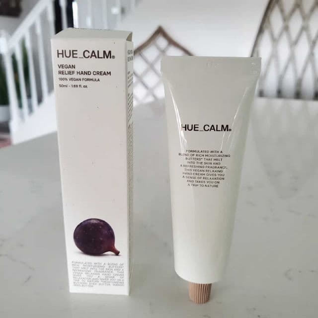 Hue Calm Vegan Relief Hand Cream review photo by Armandokurumilla 